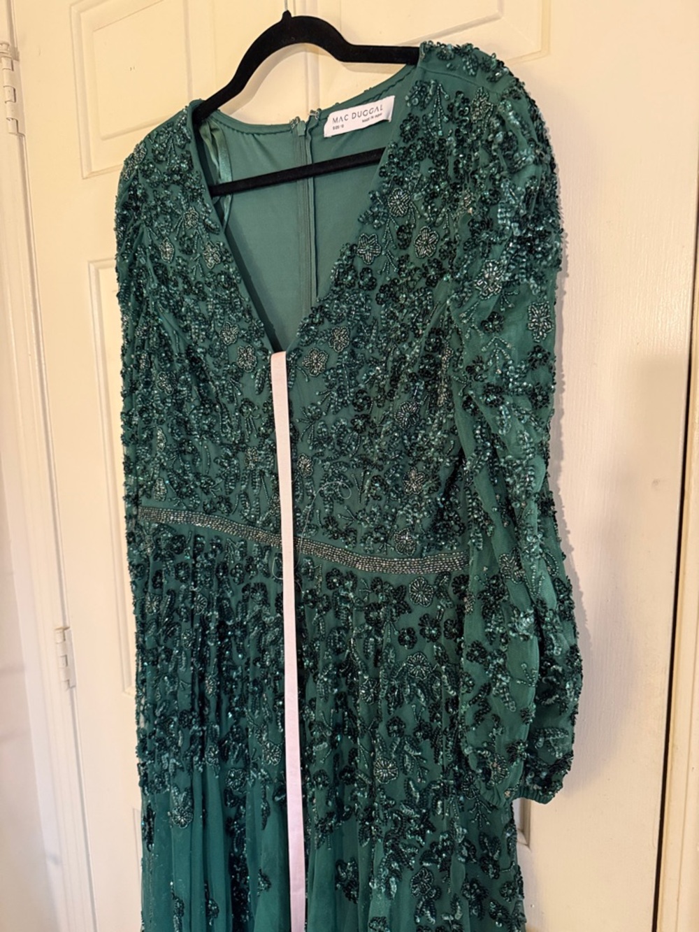 MAC DUGGAL
Green Embellished V Neck 3/4 Sleeve A Line Gown - Picture 6 of 13